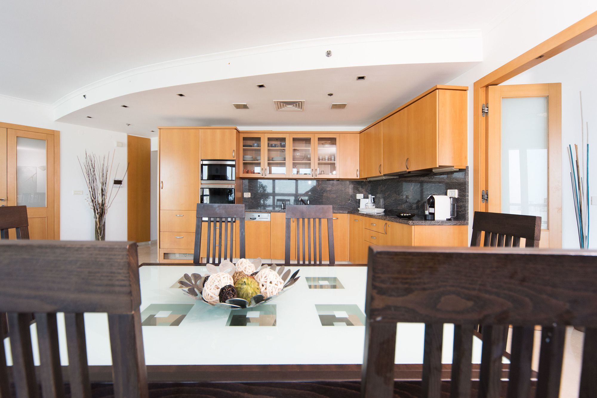 Excellent Beachfront Apt W/ Pool Access By Sea N' Rent テル・アビブ エクステリア 写真